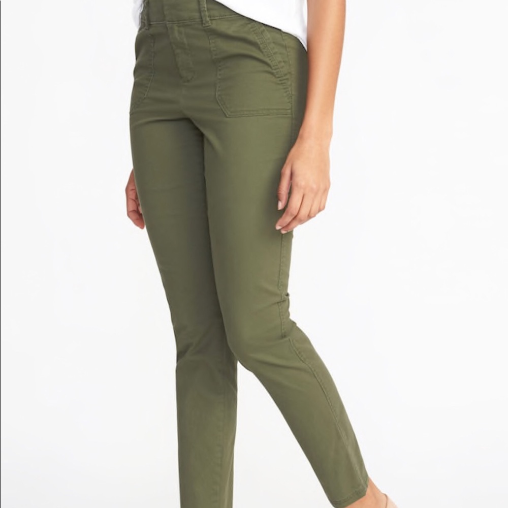 Old Navy Pixie Pant